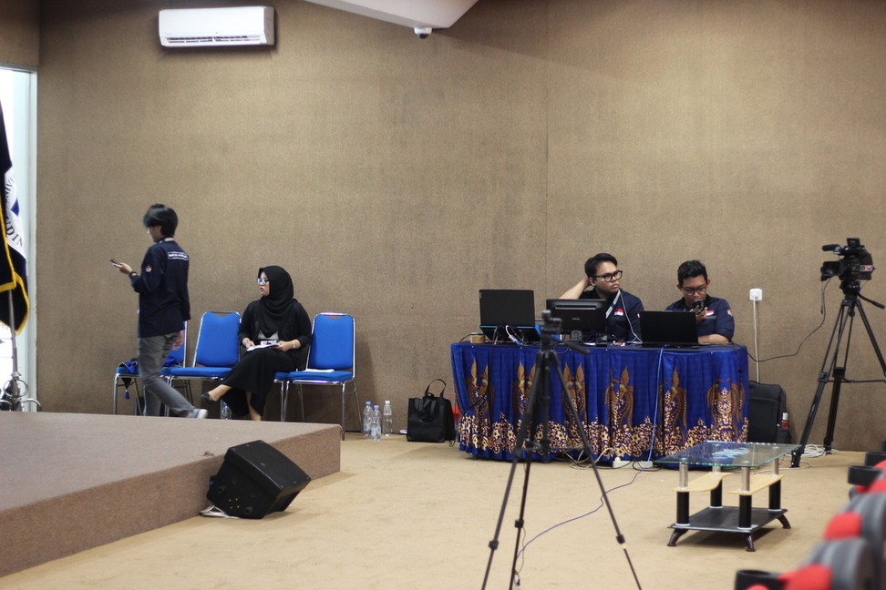 Seminar Nasional Sistem Informasi